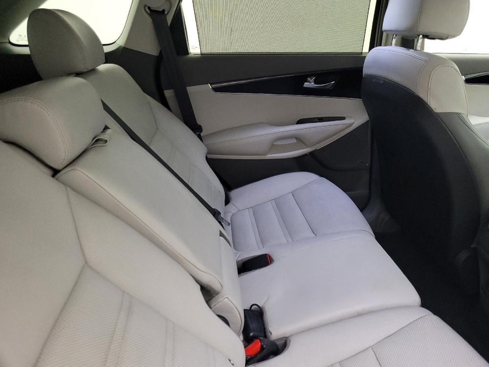 used 2018 Kia Sorento car, priced at $15,195
