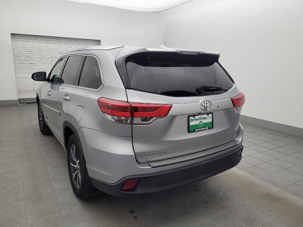 used 2017 Toyota Highlander car, priced at $22,495