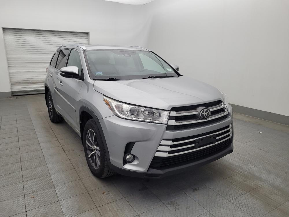 used 2017 Toyota Highlander car, priced at $22,495