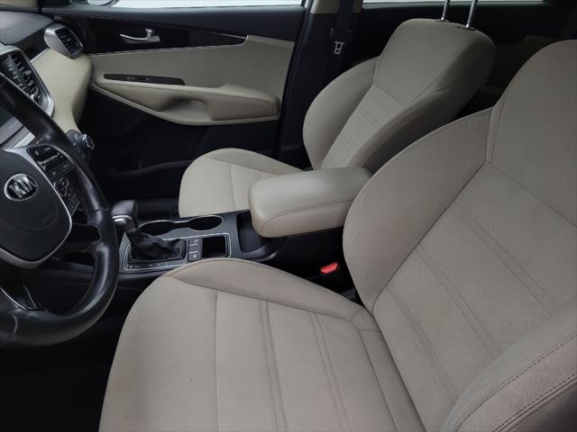 used 2019 Kia Sorento car, priced at $17,395