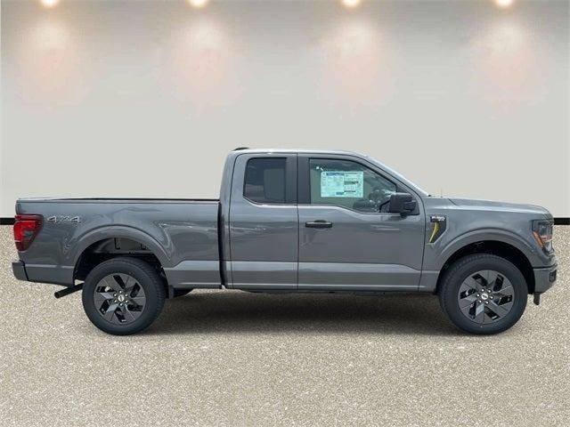new 2025 Ford F-150 car, priced at $43,154