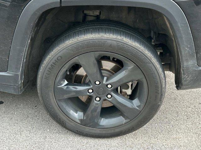 used 2021 Jeep Grand Cherokee L car, priced at $30,545