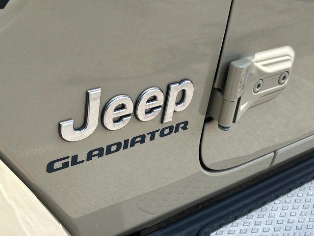 used 2020 Jeep Gladiator car, priced at $32,075