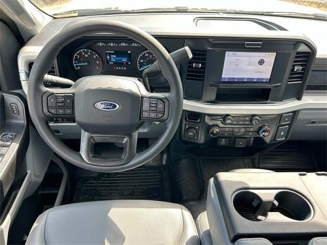 new 2025 Ford F-250 car, priced at $47,421