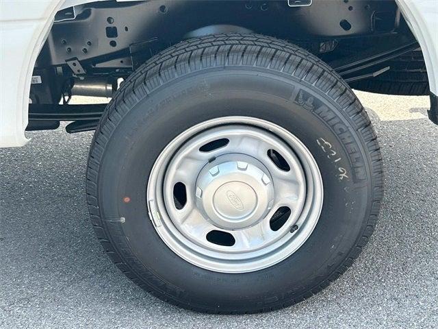 new 2025 Ford F-250 car, priced at $47,421