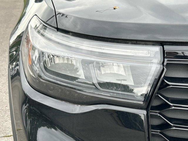 new 2025 Ford Explorer car, priced at $54,159