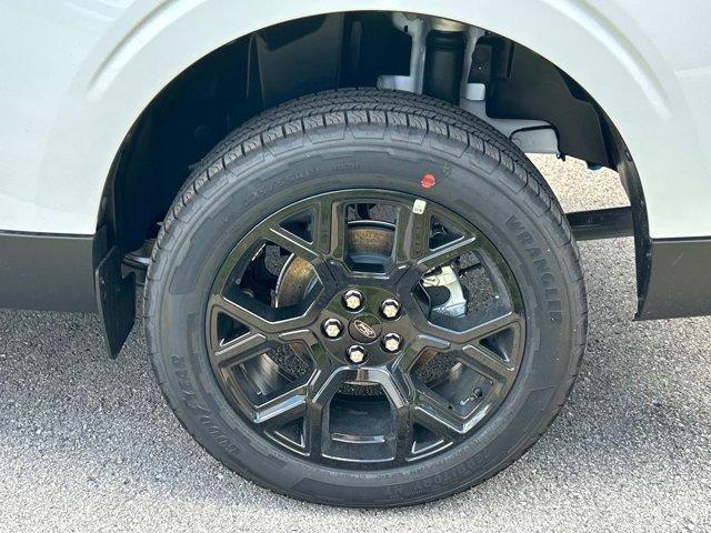 new 2025 Ford Maverick car, priced at $32,618