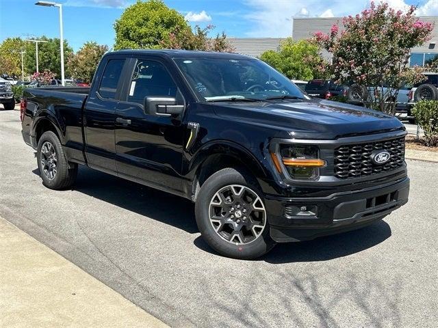 new 2024 Ford F-150 car, priced at $40,325