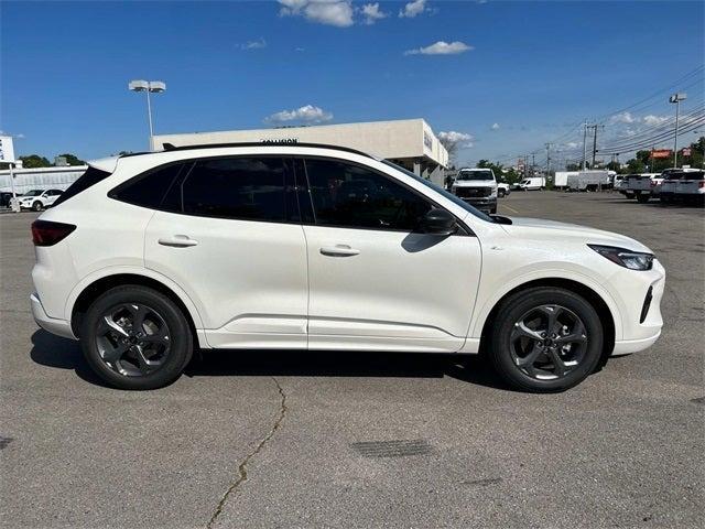 new 2024 Ford Escape car, priced at $33,060