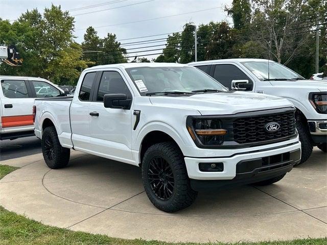 new 2025 Ford F-150 car, priced at $46,307