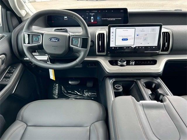 new 2025 Ford Expedition Max car, priced at $75,290