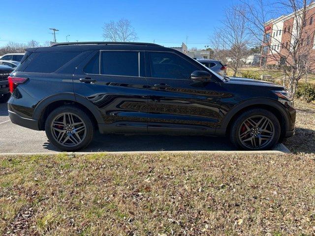 used 2025 Ford Explorer car, priced at $54,148