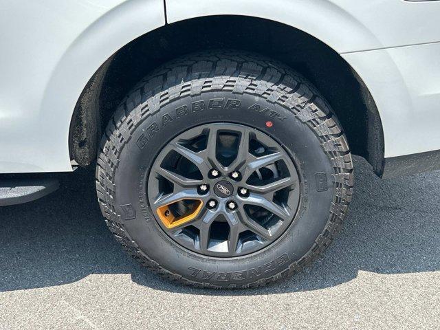 new 2025 Ford Expedition car, priced at $84,380