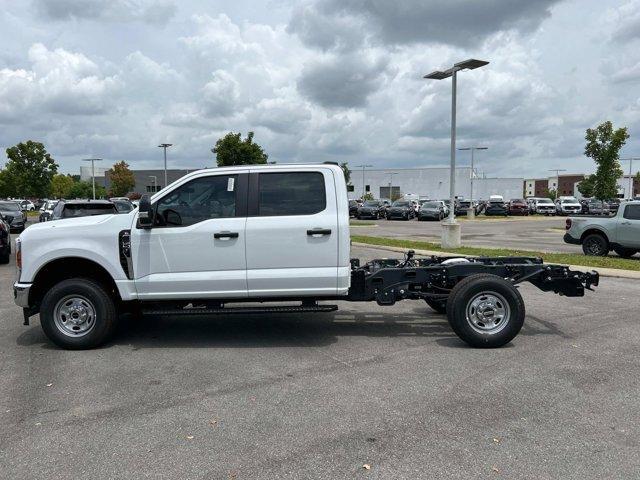 new 2024 Ford F-250 car, priced at $46,745