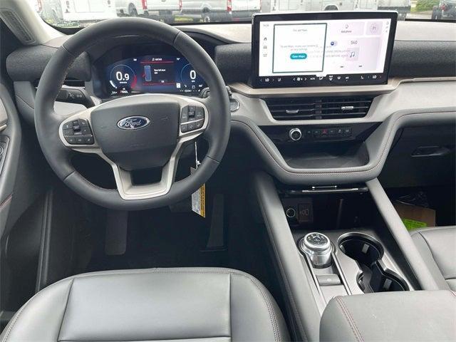 new 2025 Ford Explorer car, priced at $40,425