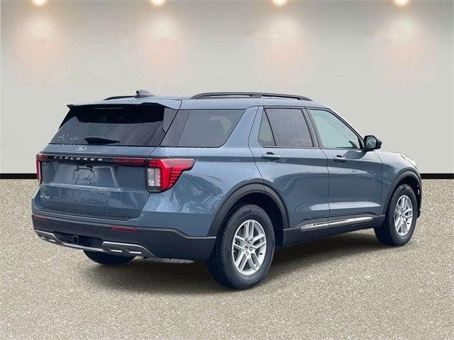 new 2025 Ford Explorer car, priced at $40,425