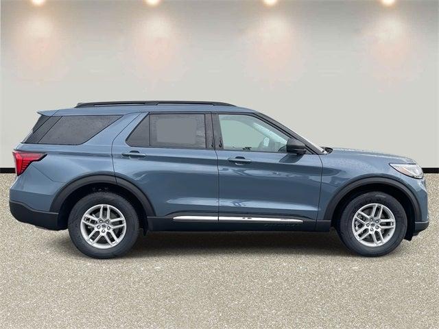 new 2025 Ford Explorer car, priced at $40,425