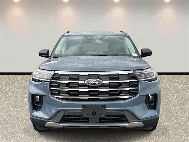 new 2025 Ford Explorer car, priced at $40,425
