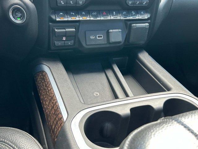used 2021 GMC Sierra 1500 car, priced at $43,584