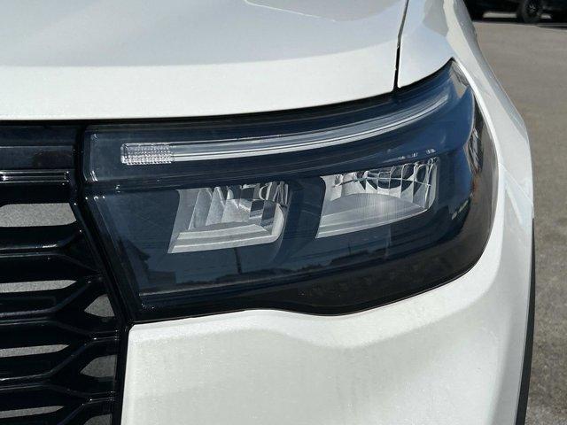 new 2025 Ford Explorer car, priced at $50,967