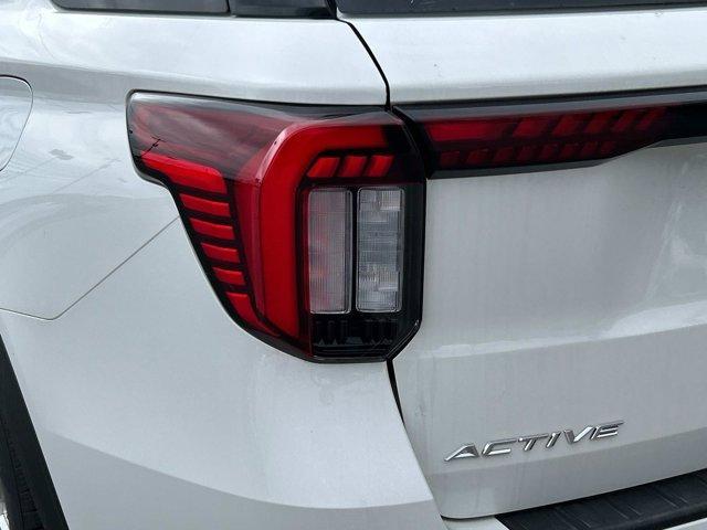 new 2025 Ford Explorer car, priced at $41,027