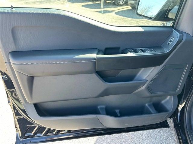 new 2025 Ford F-150 car, priced at $40,774