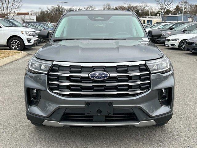 new 2025 Ford Explorer car, priced at $40,772