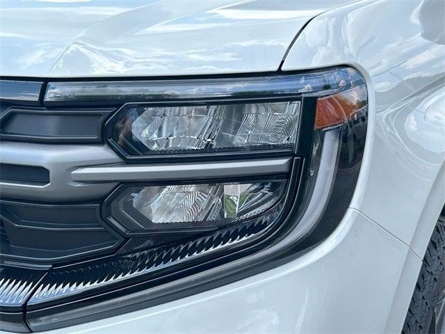 new 2025 Ford Expedition car, priced at $85,035