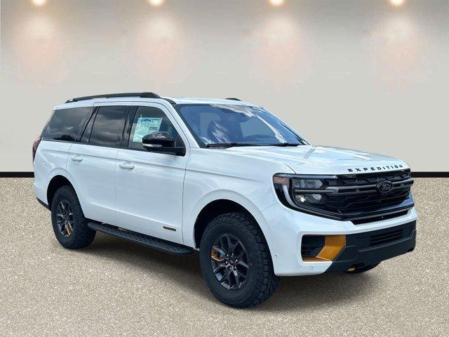 new 2025 Ford Expedition car, priced at $85,035
