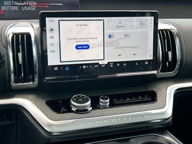 new 2025 Ford Expedition car, priced at $85,035