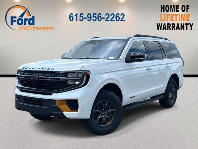 new 2025 Ford Expedition car, priced at $85,035