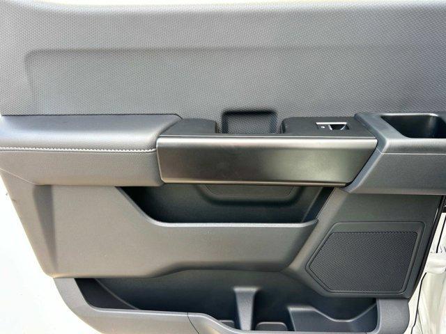 new 2025 Ford F-150 car, priced at $42,321
