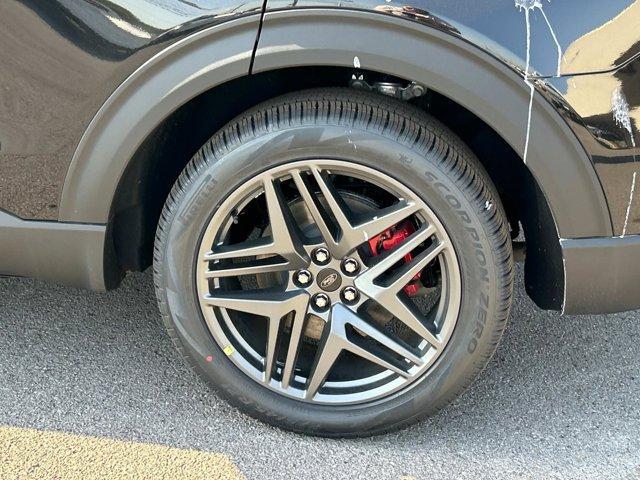 new 2025 Ford Explorer car, priced at $56,591