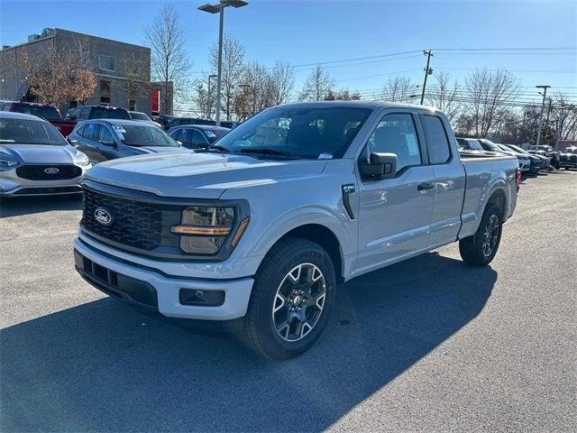 new 2024 Ford F-150 car, priced at $40,452