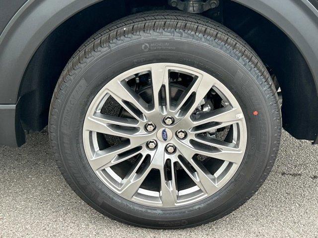 new 2025 Ford Explorer car, priced at $42,885