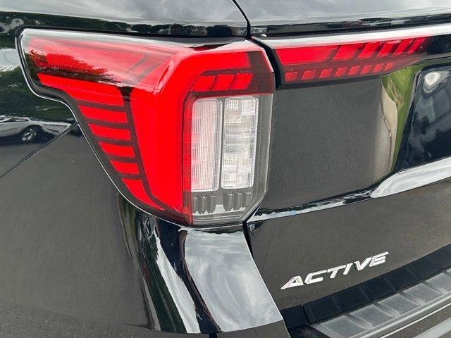 new 2025 Ford Explorer car, priced at $42,885