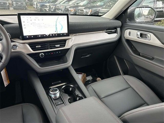 new 2025 Ford Explorer car, priced at $39,972