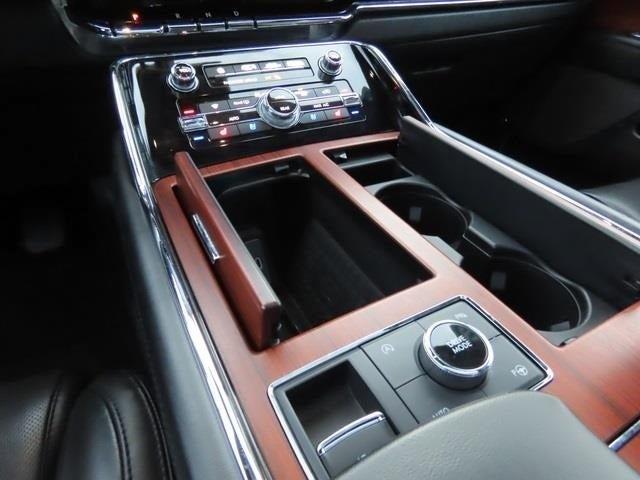 used 2021 Lincoln Navigator car, priced at $49,324
