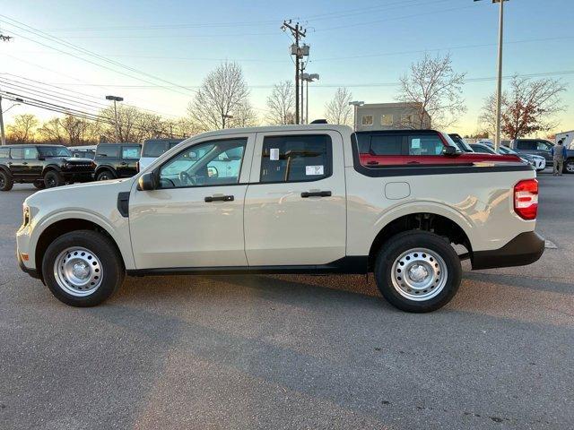 new 2025 Ford Maverick car, priced at $29,905