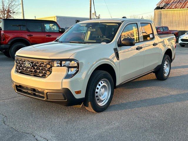 new 2025 Ford Maverick car, priced at $29,905