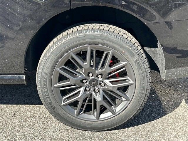 new 2025 Ford Expedition car, priced at $79,848