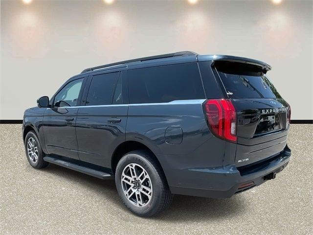 new 2025 Ford Expedition car, priced at $69,385