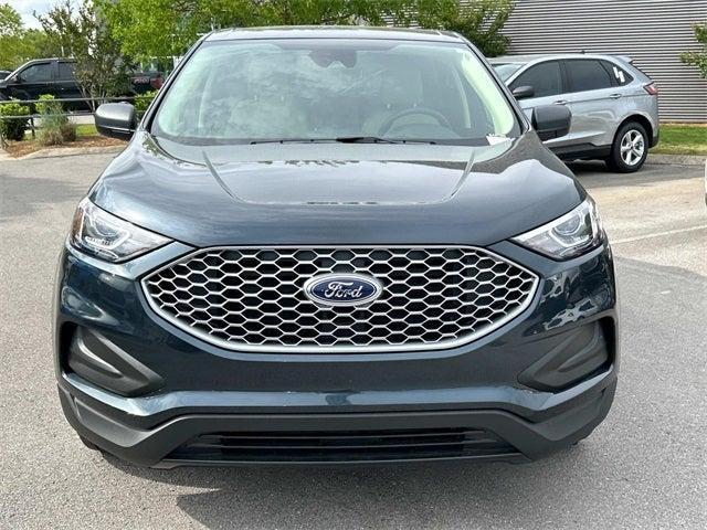 new 2024 Ford Edge car, priced at $33,629