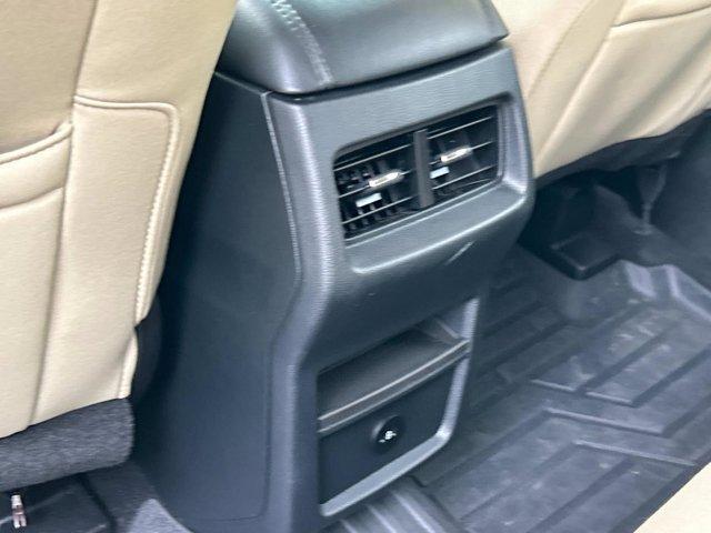 used 2024 Ford Edge car, priced at $30,777