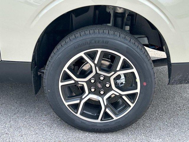 new 2025 Ford Maverick car, priced at $40,225