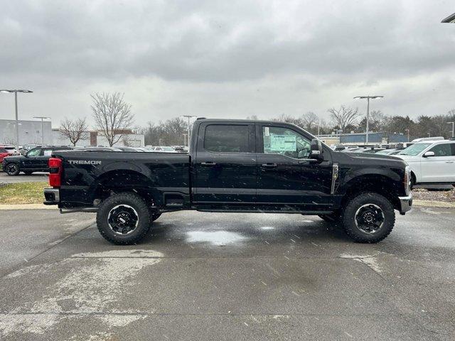 new 2025 Ford F-250 car, priced at $73,554