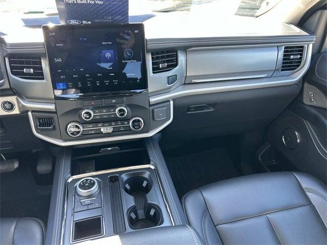 used 2023 Ford Expedition car, priced at $44,513