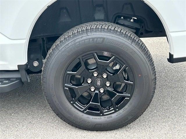 new 2025 Ford F-150 Lightning car, priced at $59,778