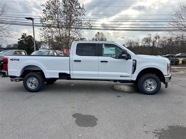 new 2024 Ford F-350 car, priced at $60,435