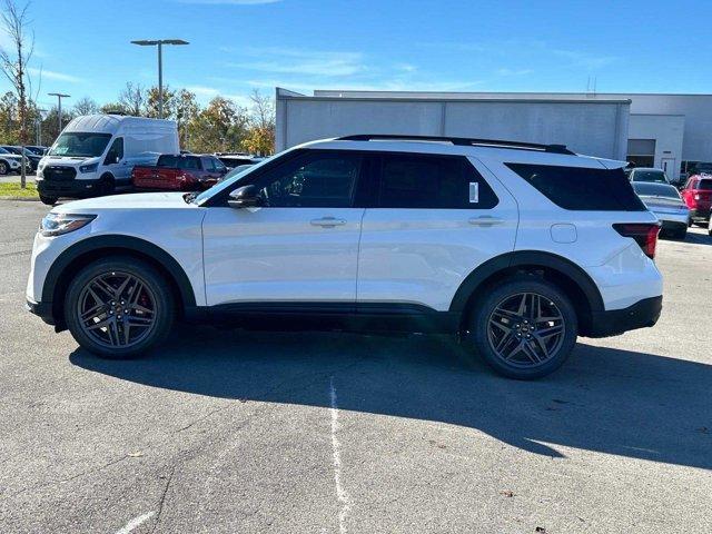 new 2025 Ford Explorer car, priced at $61,285